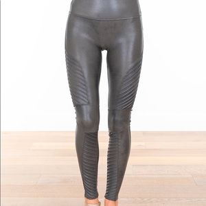 Spanx motto faux leather leggings